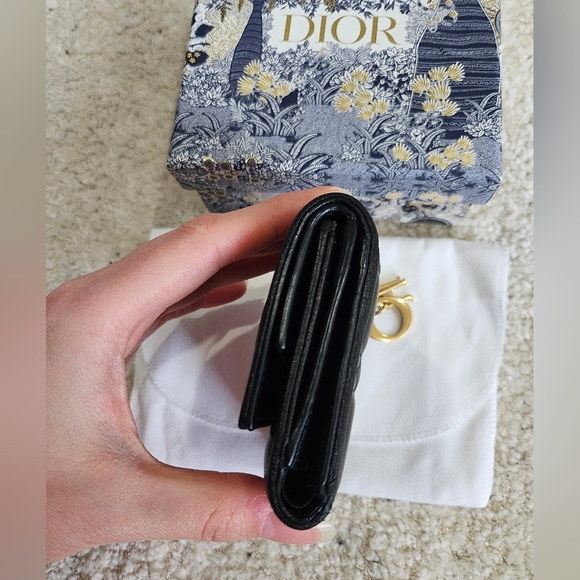 SOLD! Christian Dior Lady Dior Lotus Wallet Black Cannage Lambskin - Picture 4 of 11